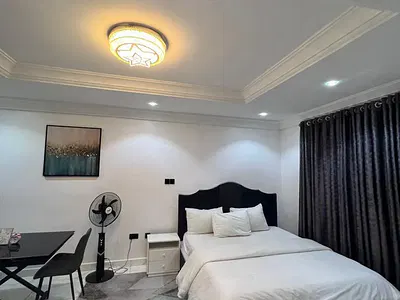 Massive Studio Apartment