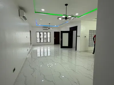 Serviced 3-Bedroom Apartment with Central Generator