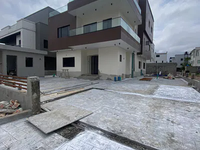 A Captivating 5 Bedroom Fully Detached Duplex with Elevator