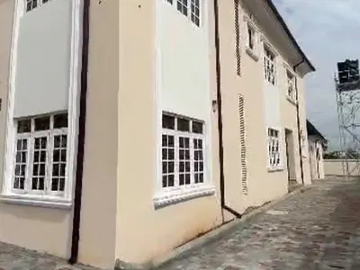 Luxury 5 Bedroom Fully Detached Duplex with a Detached 2 Bedrooms BQ — Fha, Guzape District, Abuja