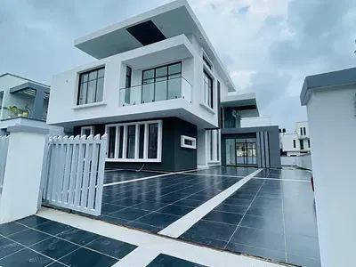 Newly Built 5 Bedroom Fully Detached House with En-Suite Bedrooms — Orchid Road, Lekki, Lagos