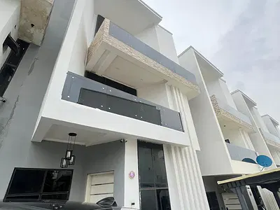 Brand-New 4-Bedroom Terrace with 2 Parlors + Room BQ
