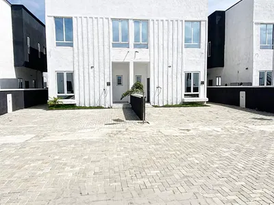 A Captivating 3 Bedroom Semi-Detached Duplex with Gym, Football &pitch