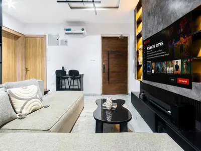 Luxury 1 Bedroom Apartment