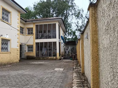 A Block of 2 Units of 2 Bedrooms Flat and 2 Units of 1 Bedroom Flat