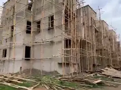 : 8 Units of 4 Bedroom Terrace Duplex with BQ Selling at Carcass Level