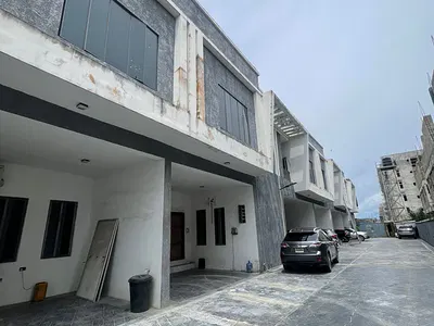 4 Bedroom Terraced Duplex