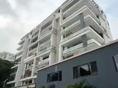 Premium 4 Bedroom, Furnished Maisonette with BQ