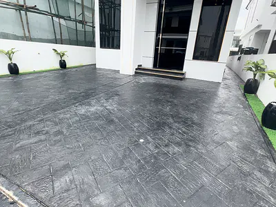 Luxury 5 Bedroom Detached Duplex