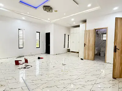 5 Bedroom Fully Detached Duplex with Boys Quarter