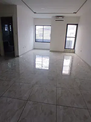 4 Bedroom En-Suite Serviced Townhouse