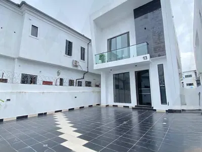 Stunning 4-Bedroom Fully Detached Duplex with BQ & Swimming Pool