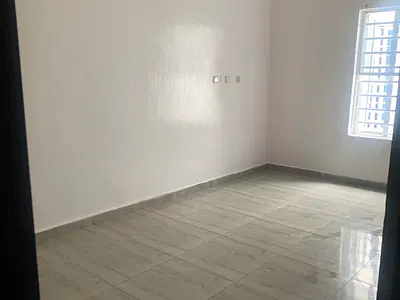 Spacious Semi Master Apartment