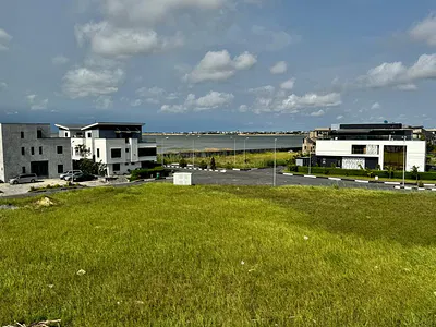A Premium Waterfront Service Plot