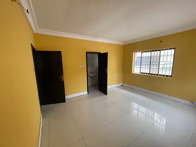 7 Bedroom Apartment