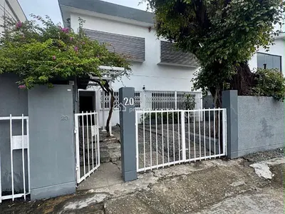 5 Bedroom Apartment
