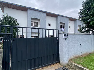 Lovely 4 Bedroom Terrace Duplex with 1BQ