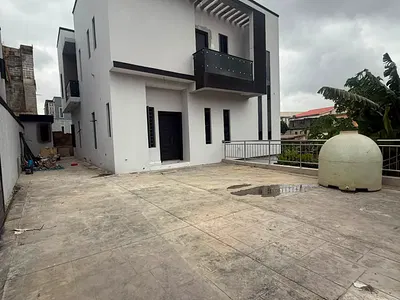 Luxury 5 Bedrooom Fully Detached Duplex