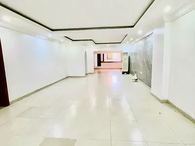 Luxury 3 Bedroom Apartment with Jetty, Beach Front, Gym, Pool and BQ