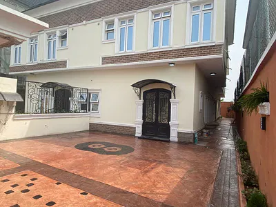 Cozy 4 Bedroom Semi Detached Duplex
