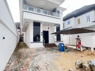 Massive 5 Bedroom Fully Detached Duplex with BQ