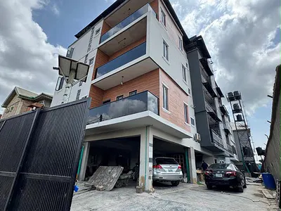 Newly Built 3 Bedroom Apartment in a Prime Location