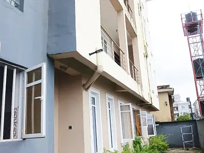 Nice and Standard 2 Bedroom Flat