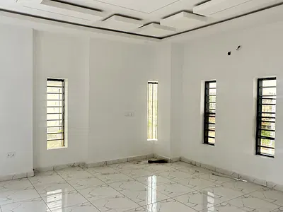 Luxury 5 Bedroom Fully Detached Duplex with BQ
