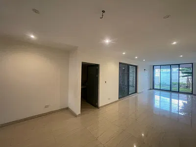 Specious 4 Bedroom Terrace Detached Duplex