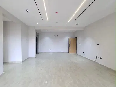 Luxury 2 Bedroom Apartment with Pool