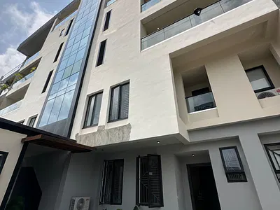 Ultra Luxury 4 Bedroom Apartment with 2 Rooms Boys Quarters — Ikoyi, Lagos