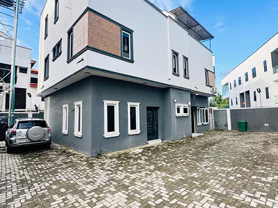 Lovely Built 4 Bedroom Semi Detached Duplex in a Gated Estate