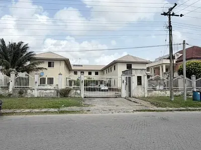 A Prime 1, 250SQM Land Parcel with 4 Existing Terrace Units on Site