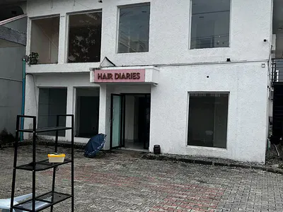 Commercial Property with 2 Rooms BQ