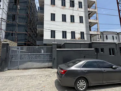 Well Maintained 2 Bedrooms Apartment