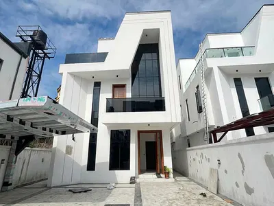 5 Bedroom Detached + BD — Lekki, Lagos
