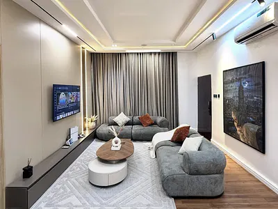 Luxury Three Bedroom Apartment