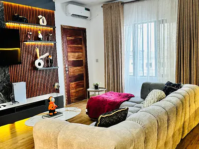 Luxury One Bedroom Apartment