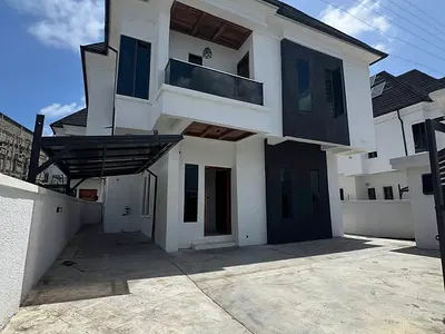 Luxury 5 Bedroom Fully Detached Duplex with BQ