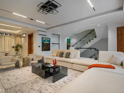 Luxury 4 Bedroom Apartment