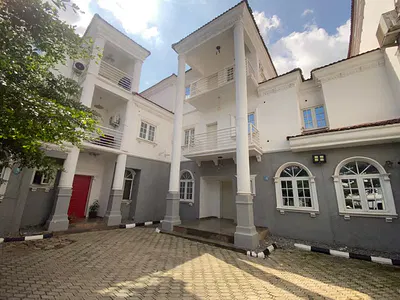6 Bedroom Terrace Duplex with BQ