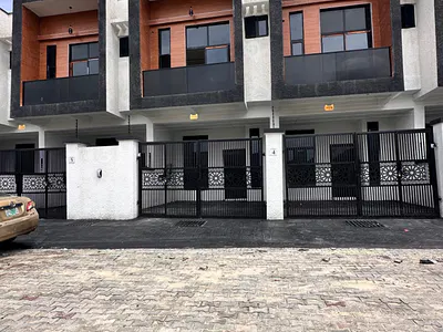 Self Compound 3bedroom Duplex