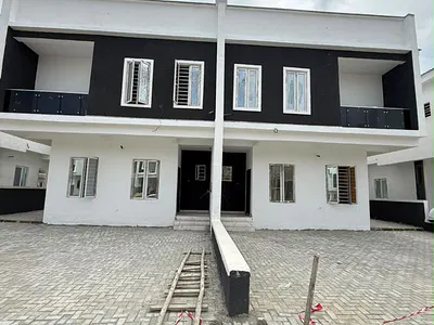 4 Bedroom Semi Detached Duplex with Solar and Swimming Pool