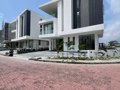 Luxury 6 Bedroom Fully Detached Duplex with BQ Pool Gym Elevator