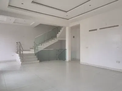Luxury Spacious 4 Bedroom Terrace Duplex with a Room BQ