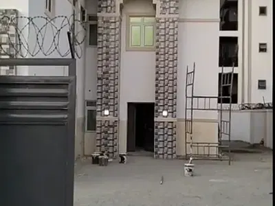 7bedroom Fully Detached Mansion* with *1bedroom BQ Not in an Estate