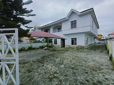 Spacious 4 Bedroom Duplex with BQ