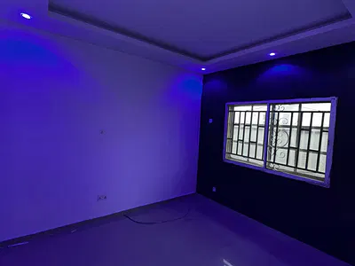 Very Clean Dope Unique Mini Flat Just Out
