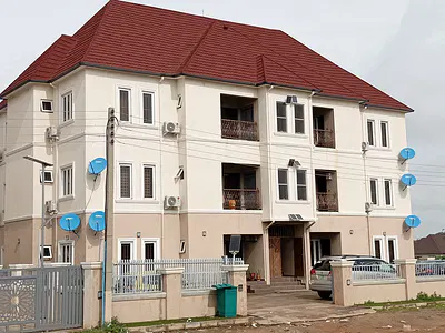 Luxury 3 Bedroom Flat with Ac