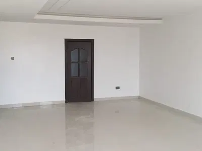 Luxury 3 Bedroom Penthouse Flat with a Room BQ